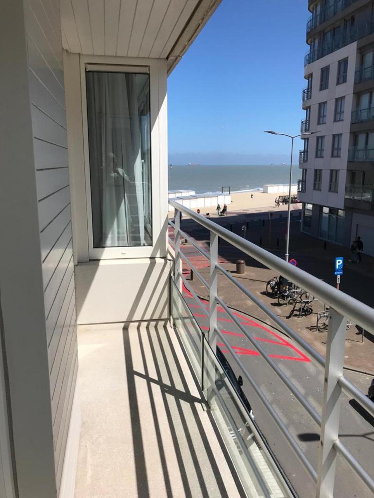 Urbanstay Suites - Beachfront Apartment In Knokke Exteriér fotografie